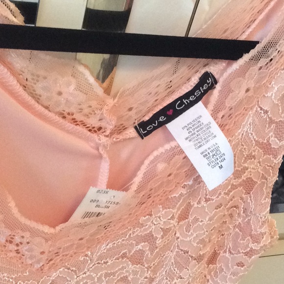 Love ❤️ chesley pretty dress,never used - Picture 5 of 5